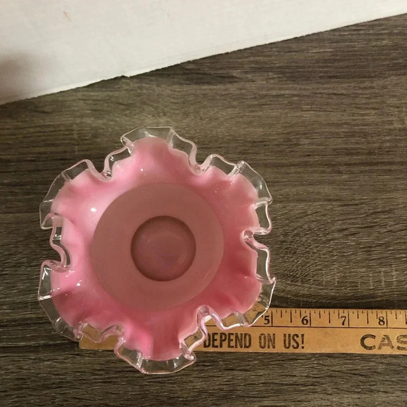 Vtg Fenton Peach Crest Ruffled Vase - Picture 8 of 9